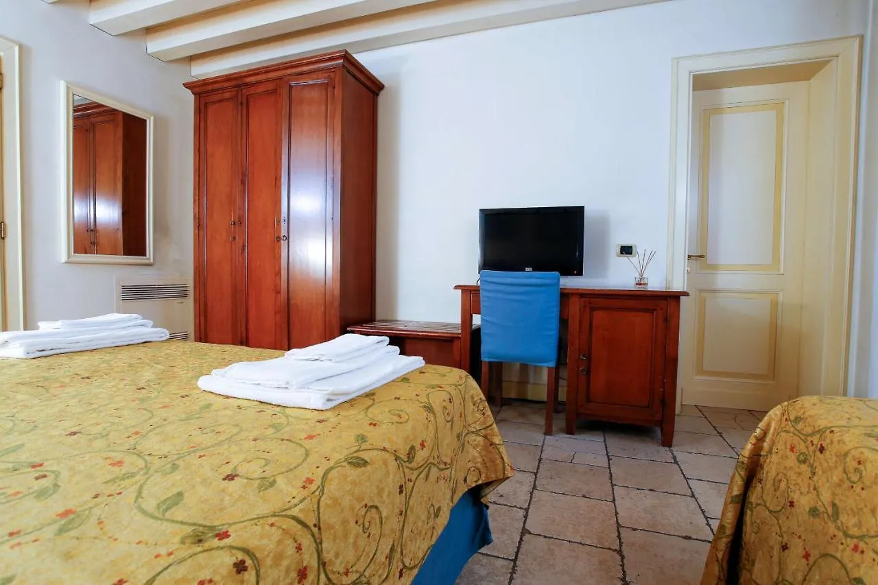 Relais Villa Selvatico Roncade 3*,
