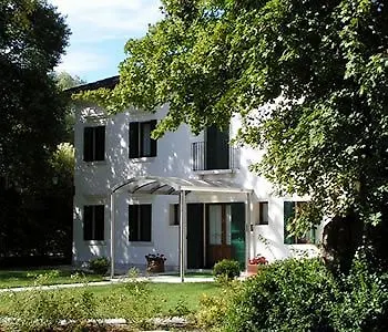 *** ホテル Relais Villa Selvatico ロンカーデ イタリア